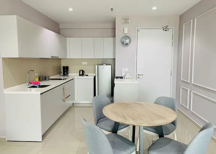 Stellar Homes At Icity - With Wifi And 2 Private Carparks
