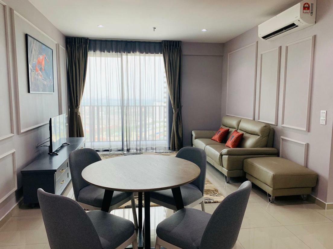 Stellar Homes At Icity - With Wifi And 2 Private Carparks *