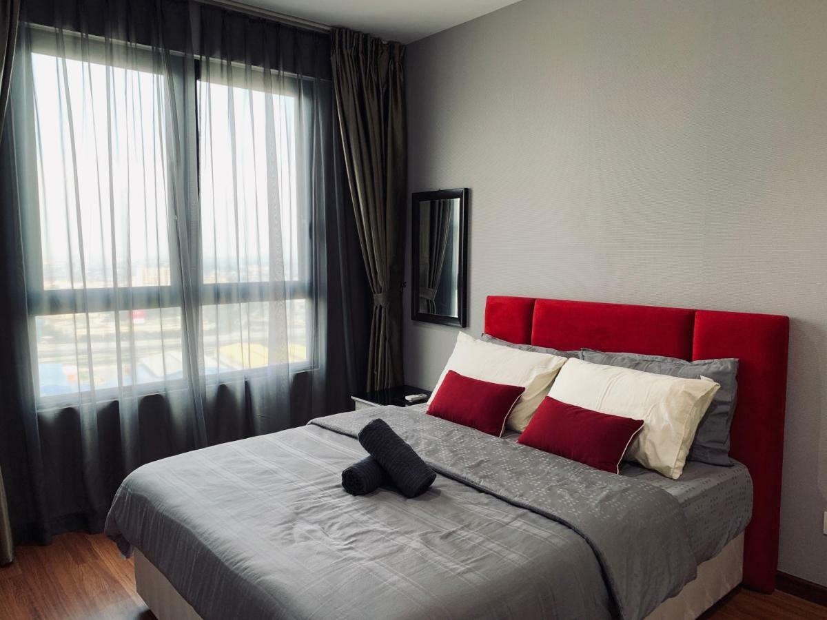 Stellar Homes At Icity - With Wifi And 2 Private Carparks Apartment Shah Alam